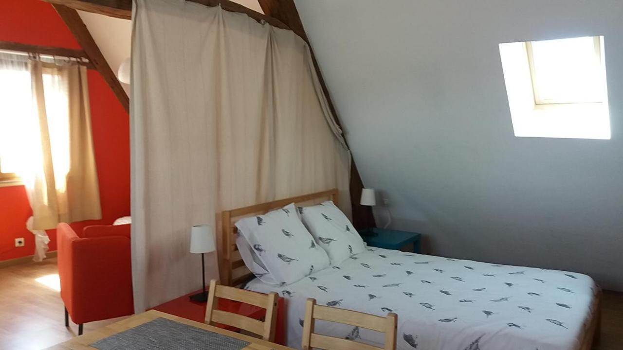 Le Charme Du Chateau Apartment Les Andelys Exterior foto