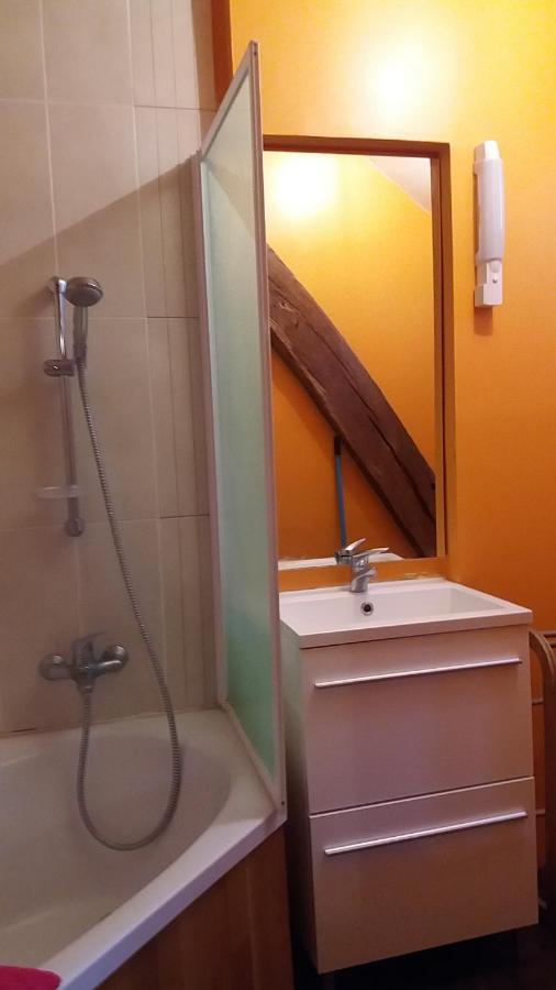Le Charme Du Chateau Apartment Les Andelys Exterior foto