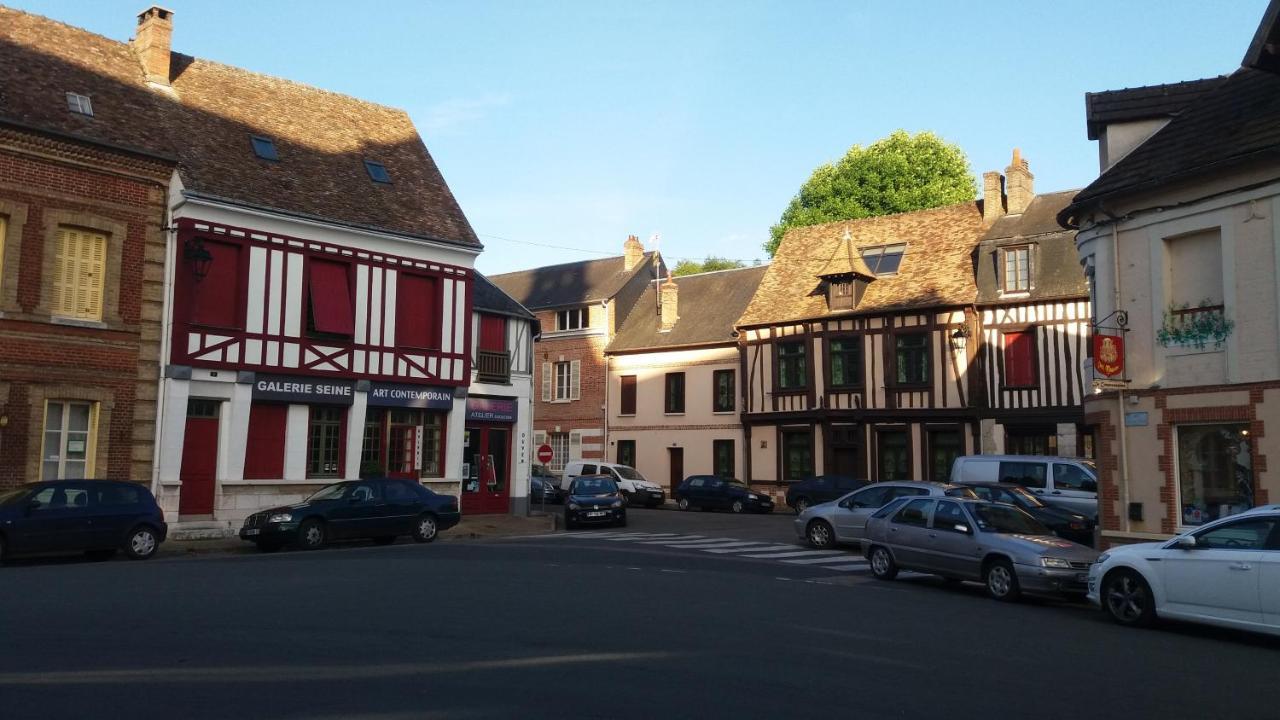 Le Charme Du Chateau Apartment Les Andelys Exterior foto